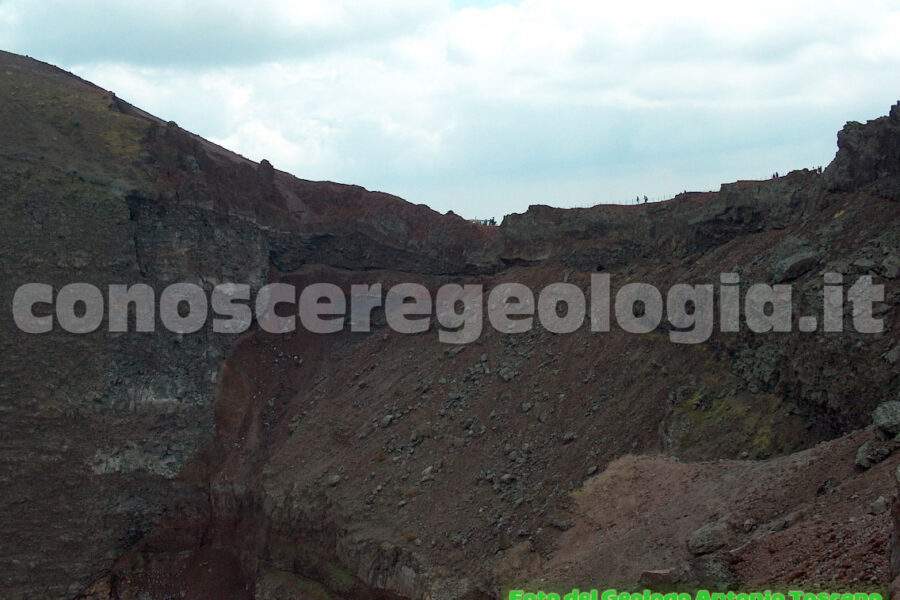 Vesuvio: presentato il piano di allontanamento in caso di emergenza