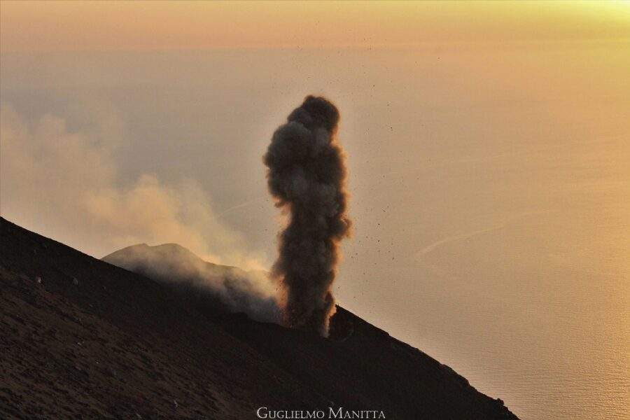 Stromboli e la sua attività eruttiva