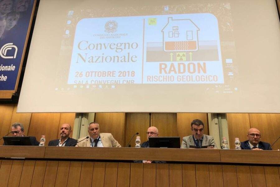 Convegno Radon rischio geologico dalla terra