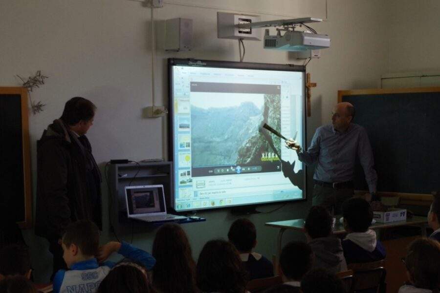 I geologi a scuola per diffondere la conoscenza del nostro pianeta