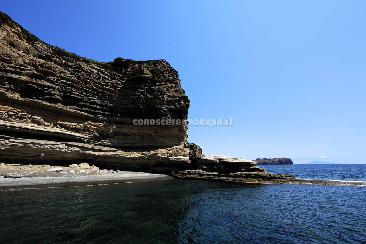 Ventotene, il vulcano che non c’è più – FOTOGALLERY